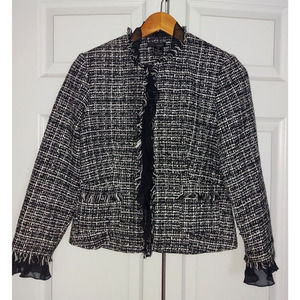 W.D.N.Y Women's Size 6 Petite Black & White Blazer Jacket